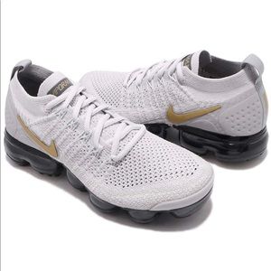 Nike Air Vapormax Flyknit 2